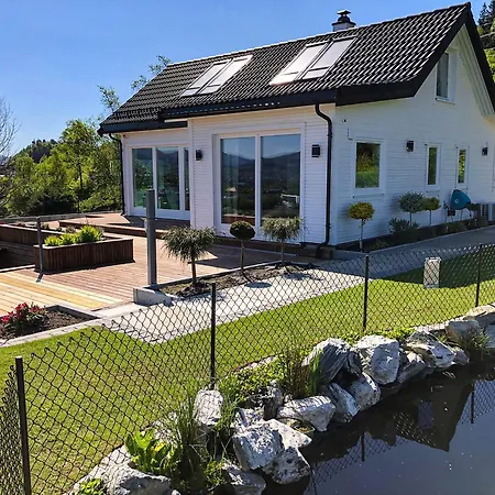 ロッジ Hammarslandbakken *